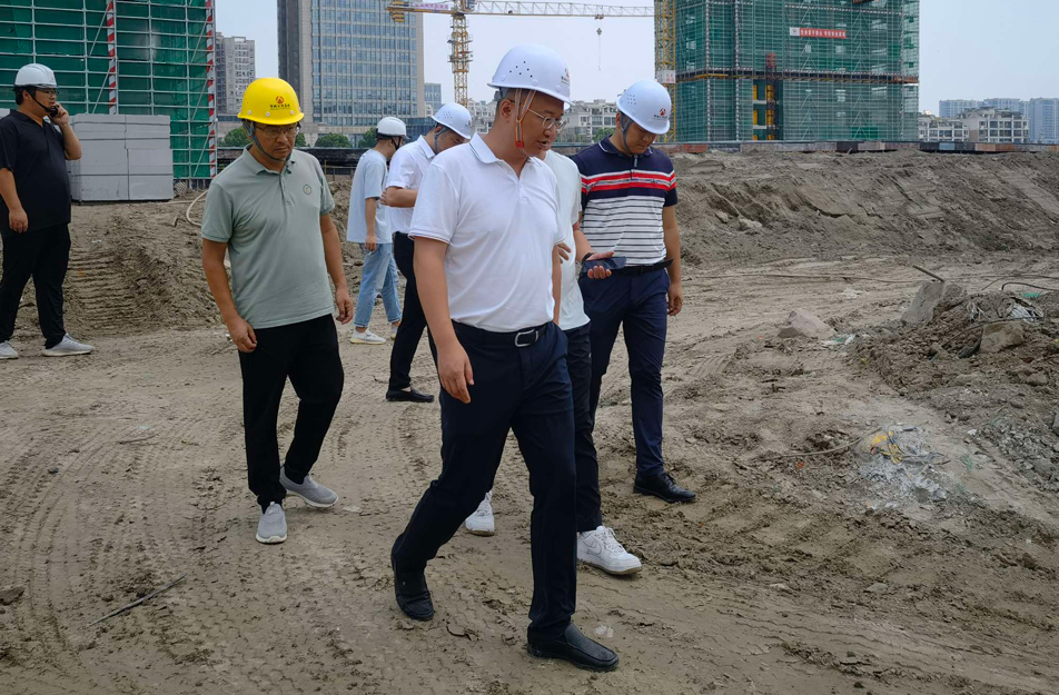 南昌市政建設(shè)集團王海龍赴杭州項目調(diào)度指導